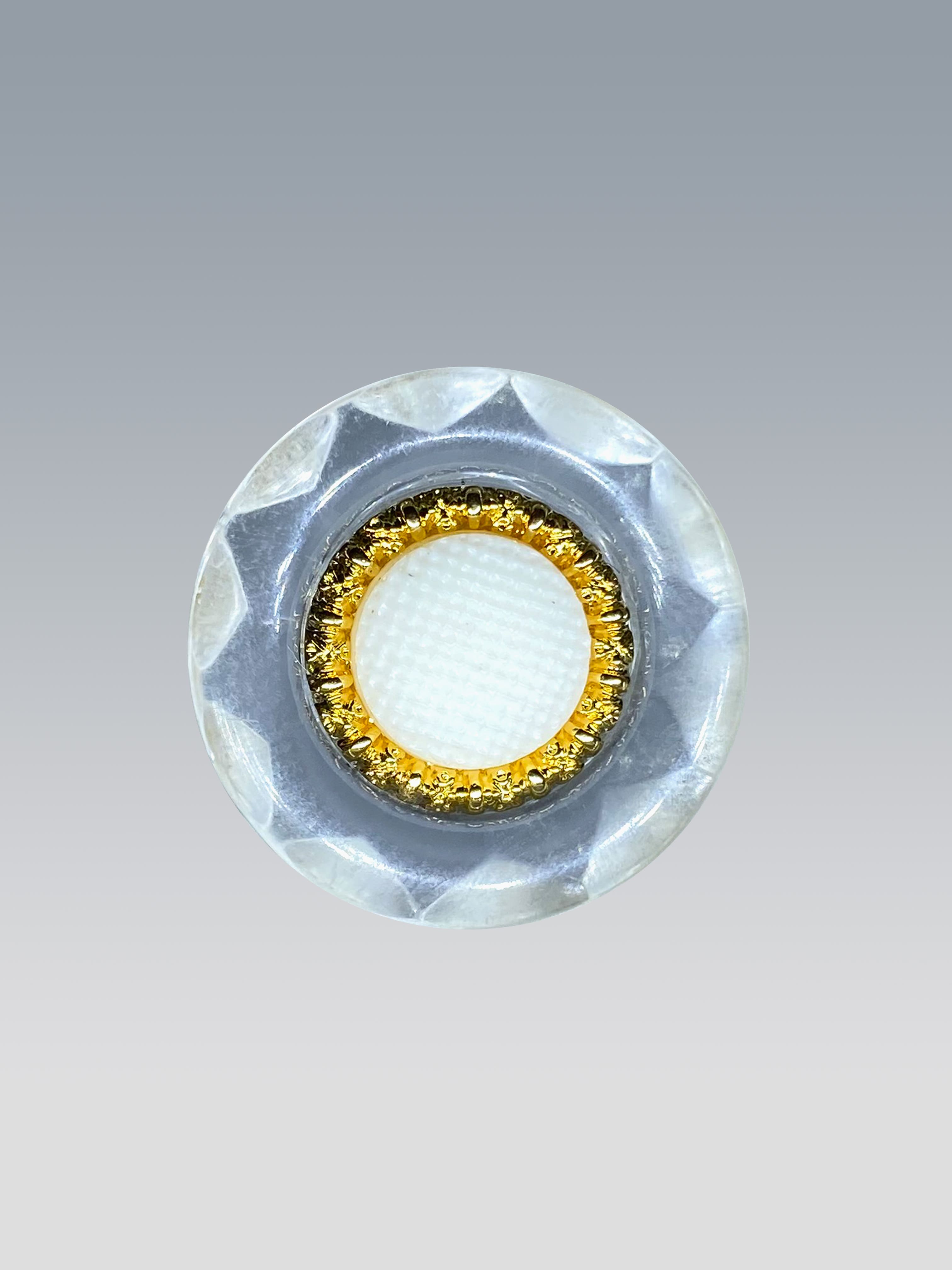 Botón marfil dorado plata